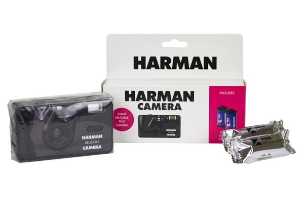 Harman 35mm Reusable camera inc 2 x Kentmere Pan 400 135 36 exposure films
