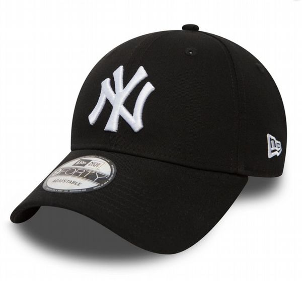 New Era 9Forty Yankees Cap (Black/White)